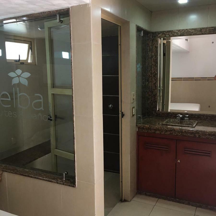 Hotel & Suites Elba 托卢卡 外观 照片